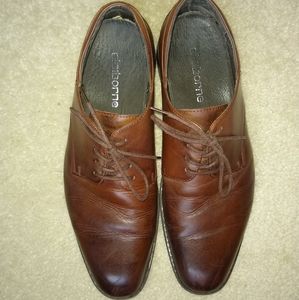 Men's dress shoes